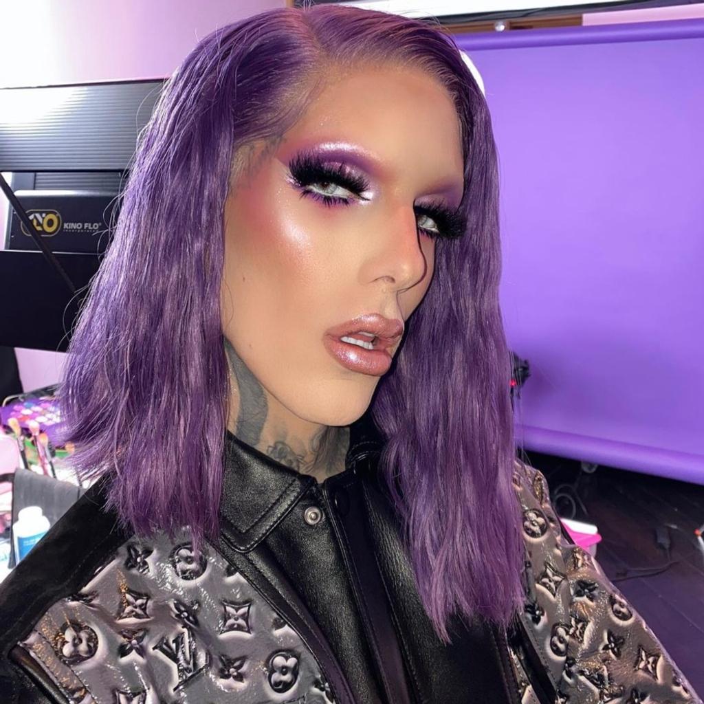 Fans Said They Found Stray Hairs in Products Jeffree Star
