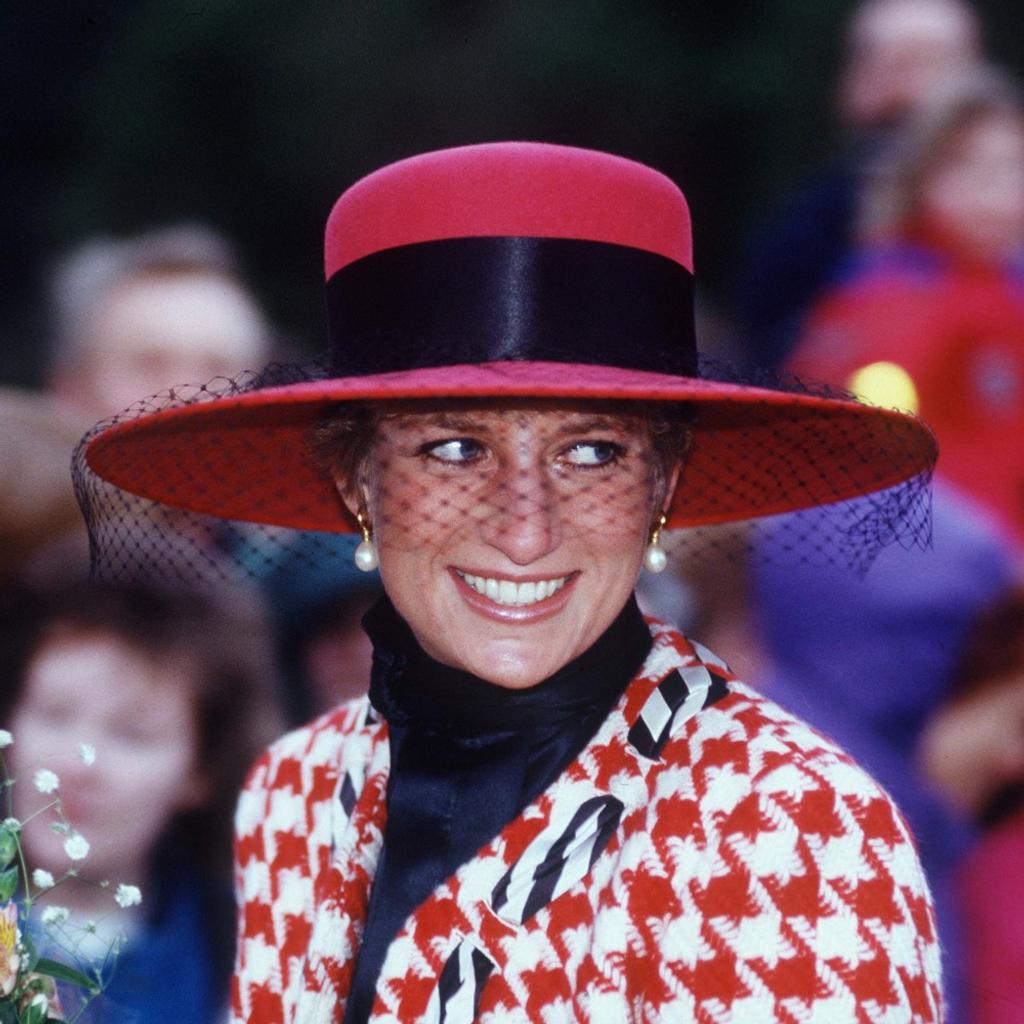 Princess Diana Moschino Houndstooth Suit England Kate Middleton Dutchess of Cambridge