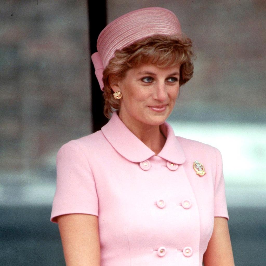 Princess Diana Jackie Kennedy Jackie-O England Howe Barracks Philip Somerville