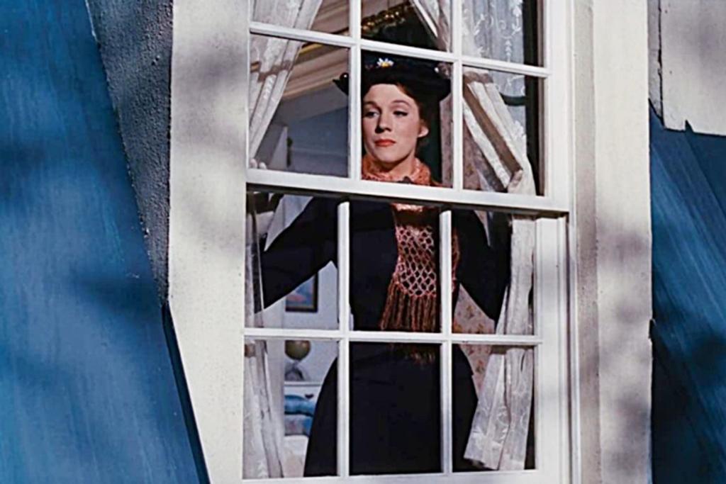 Mary Poppins, Accident, Secrets