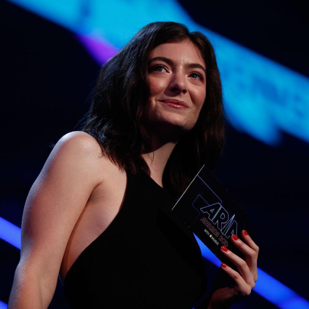 lorde doesn't use instagram