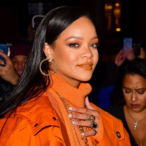 Rihanna net worth fenty