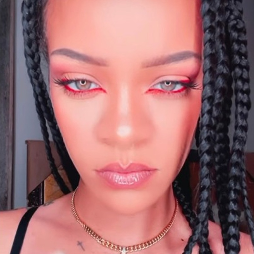 Rihanna reverse cat-eye