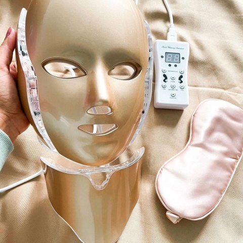 LED face mask skin