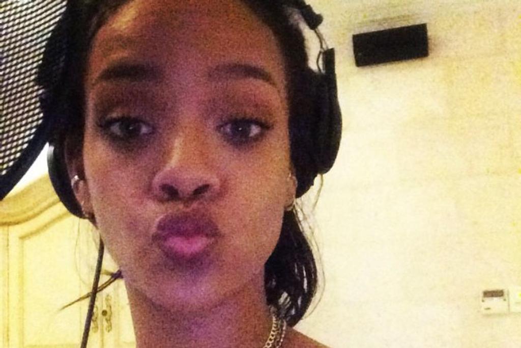 Rihanna Selfie Singer Barbados