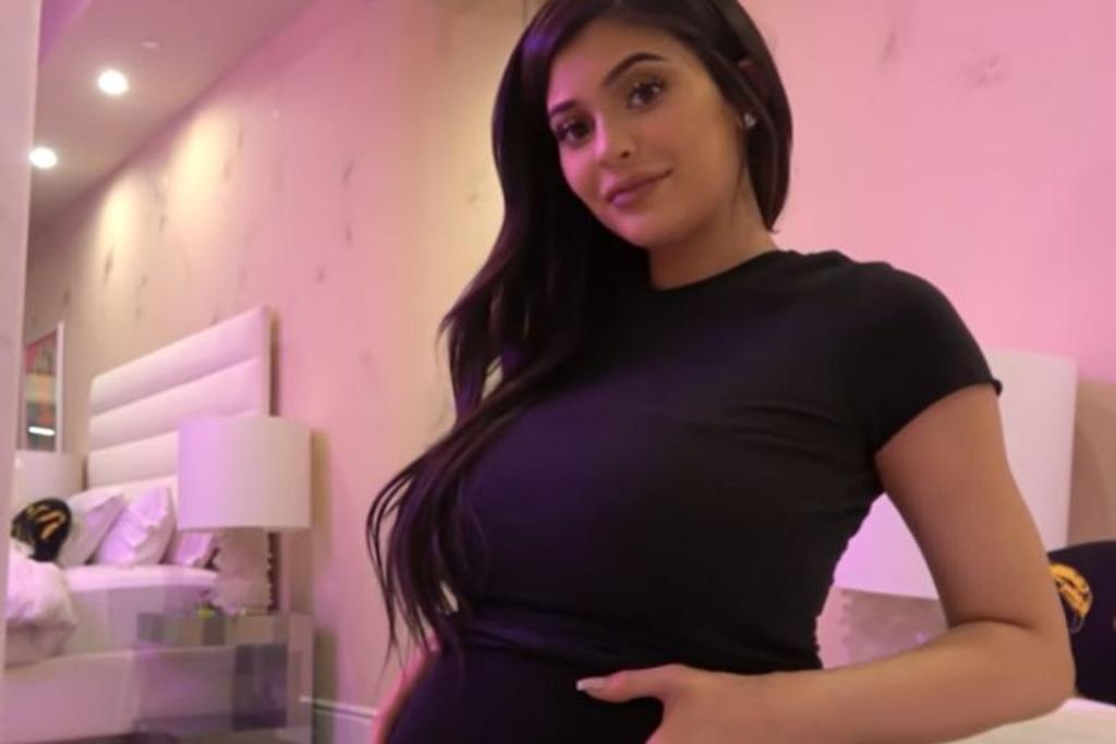 Kylie Jenner Pregnant Stormi